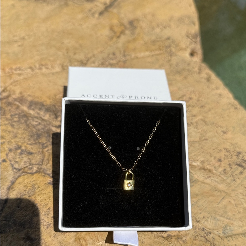Accent Prone IOB Gold Necklace